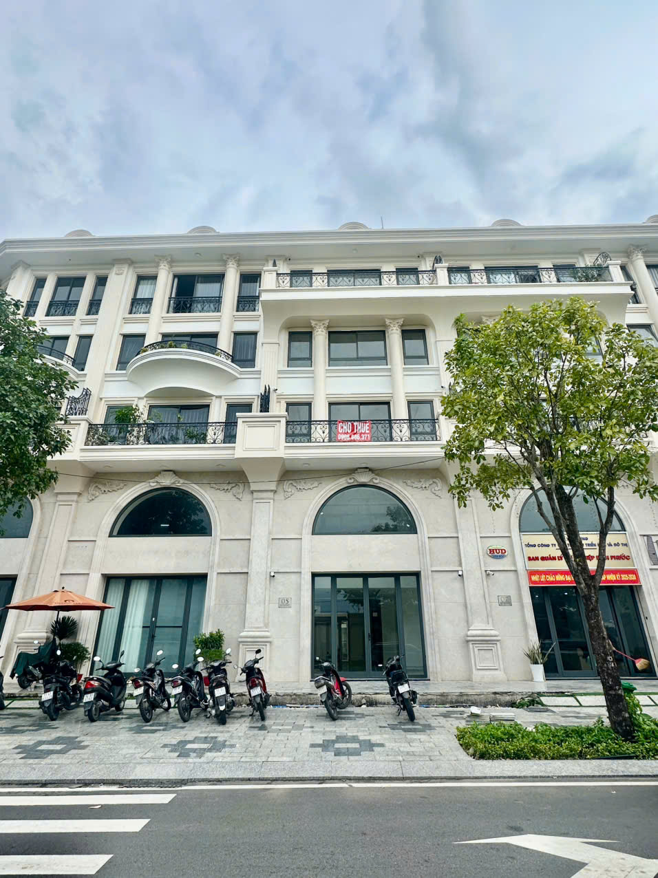 Bán nhà view sông Sài Gòn - 1 hầm 5 tầng KĐT Vạn Phúc City - tặng nội thất 10tỷ