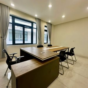 Cho thuê văn phòng 30m2 Full nội thất tại Khu đô thị Vạn Phúc City giá siêu hời chỉ 6 triệu/tháng.