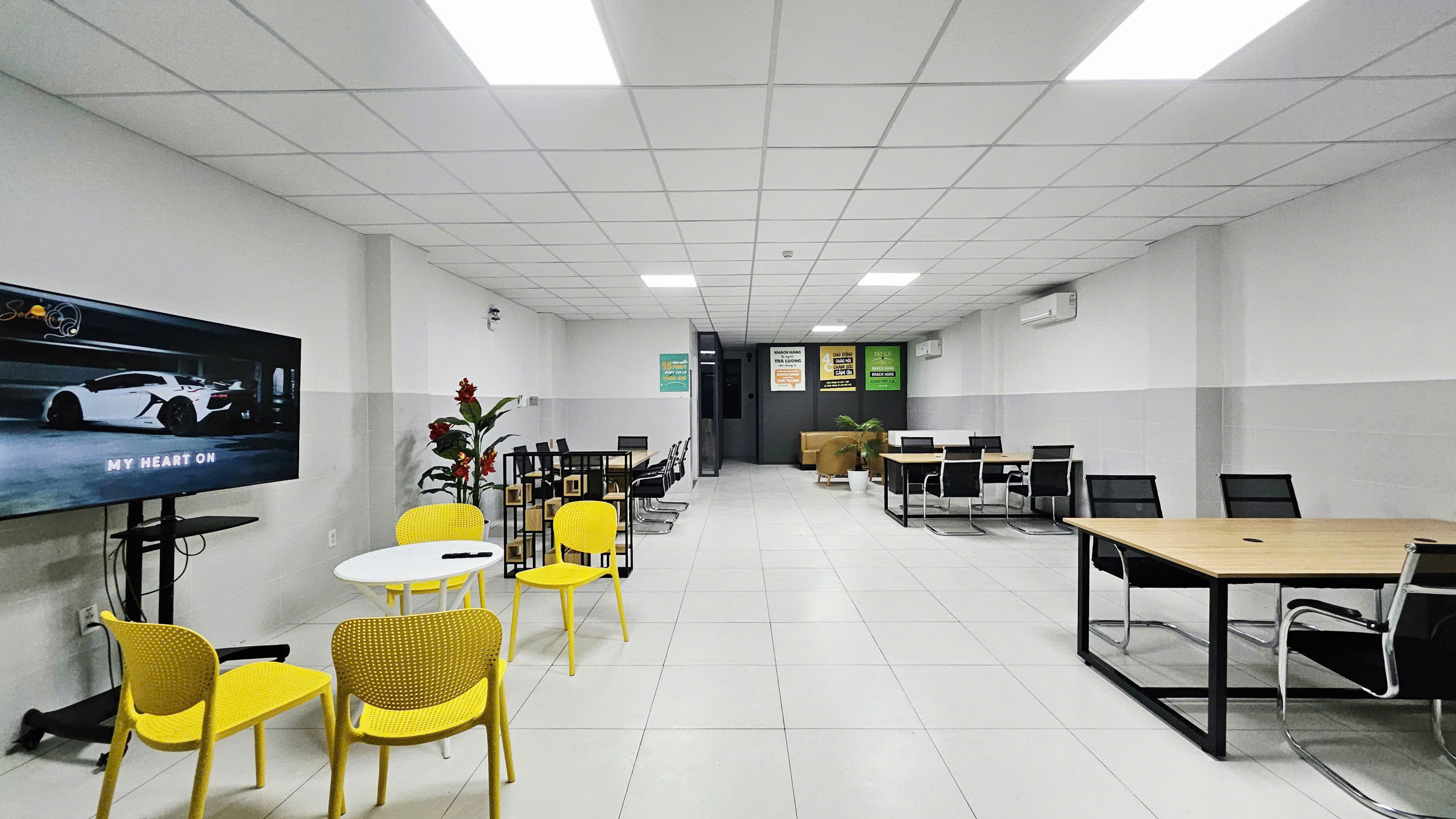 Cho thuê văn phòng ( Trệt + lầu ) hoàn thiện đẹp,bàn giao ngay tại KĐT Vạn Phúc City - Ảnh 2